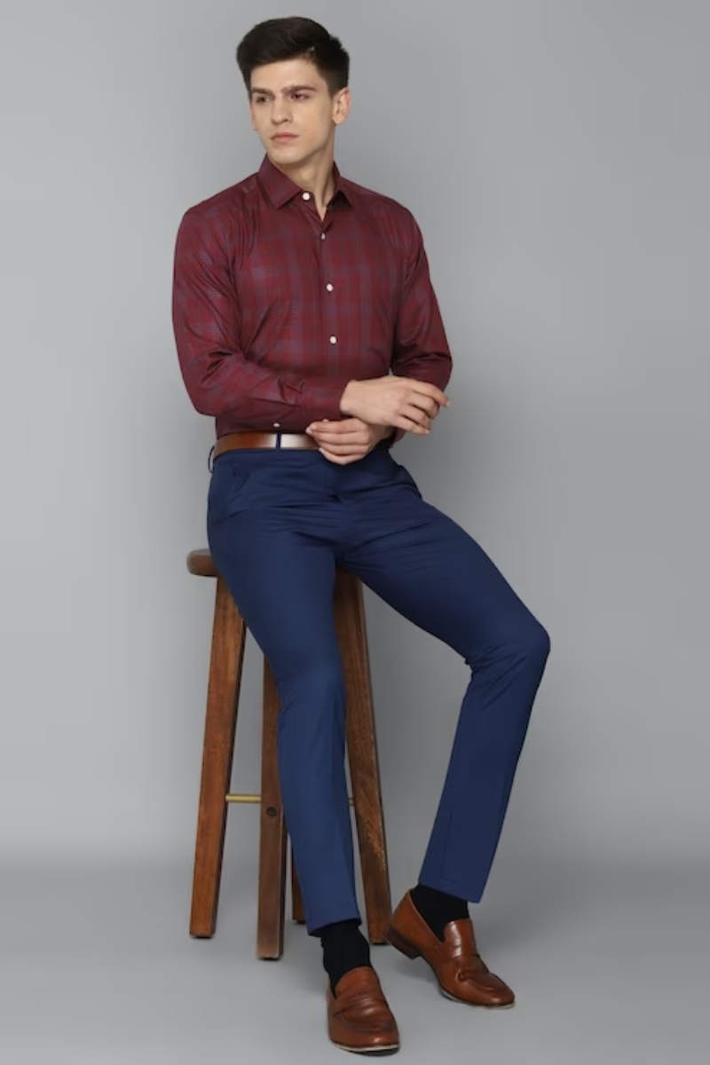 navy blue pant with maroon shirt 1695822063